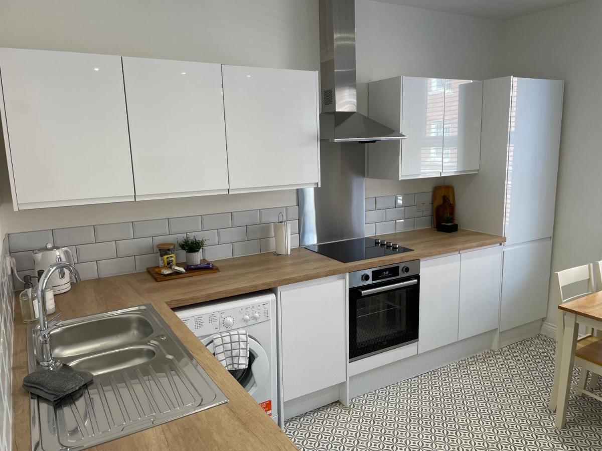 Apartment #2 - At 12 Story St Kingston upon Hull Buitenkant foto